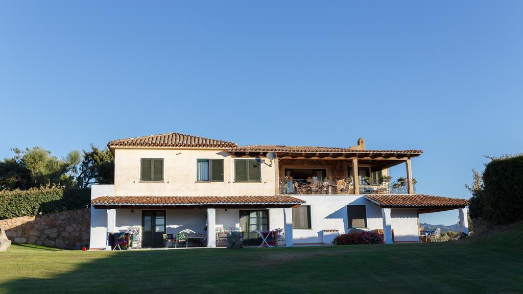 Villa Iris With Pool 바야사드리니아 외부 사진