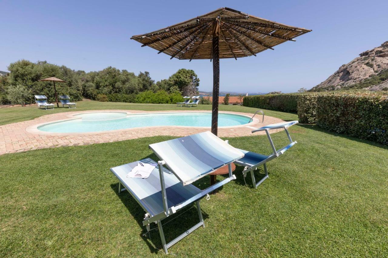 Villa Iris With Pool 바야사드리니아 외부 사진